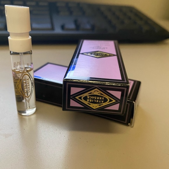 Unisex Versace Jasmin Au Soleil Fragrance 🔥 - Picture 2 of 6